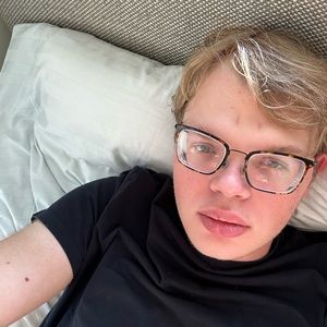 Meet your Posher, Wes